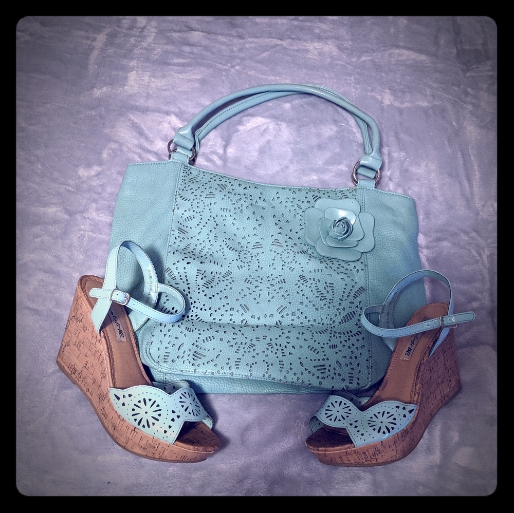 American Eagle Purse/Shoe Set